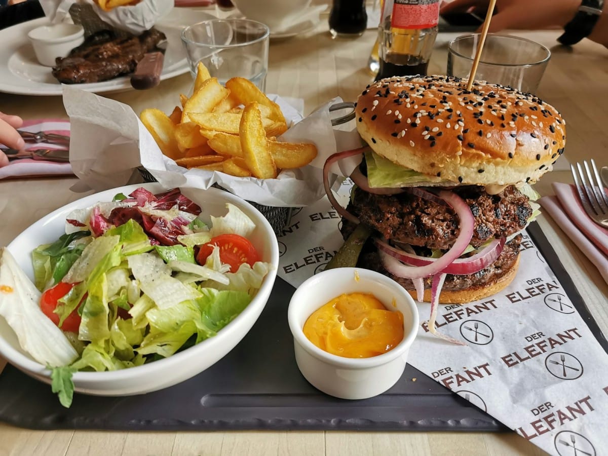 Où déguster le meilleur burger halal à Bruxelles en 2025 ?